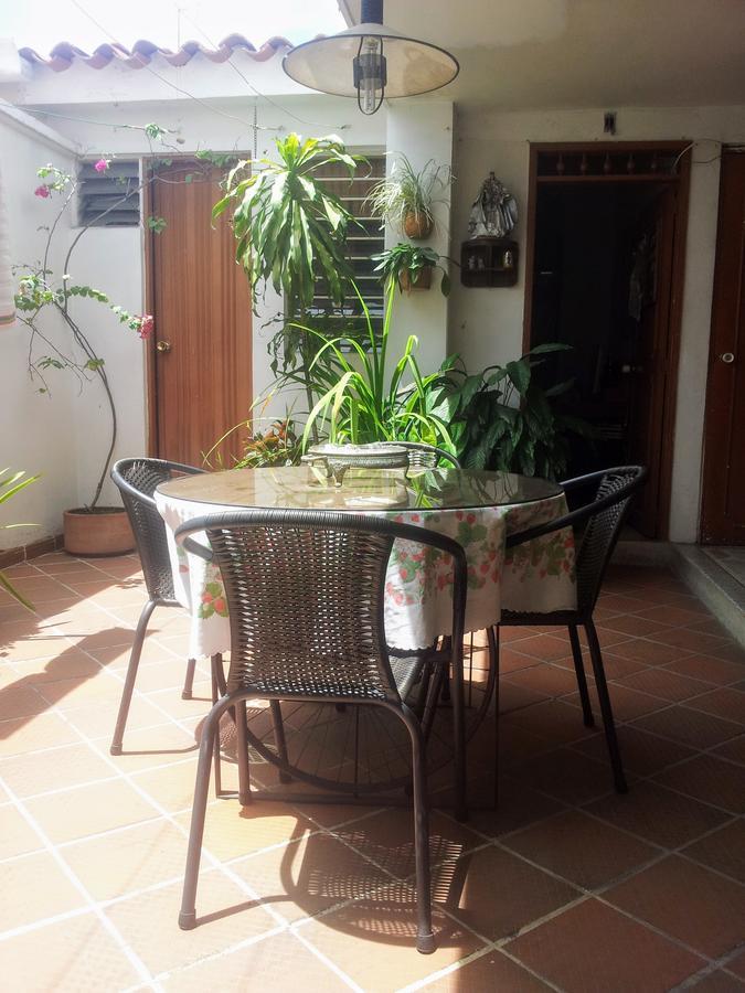 El Rosal Bed & Breakfast Cucuta Bagian luar foto